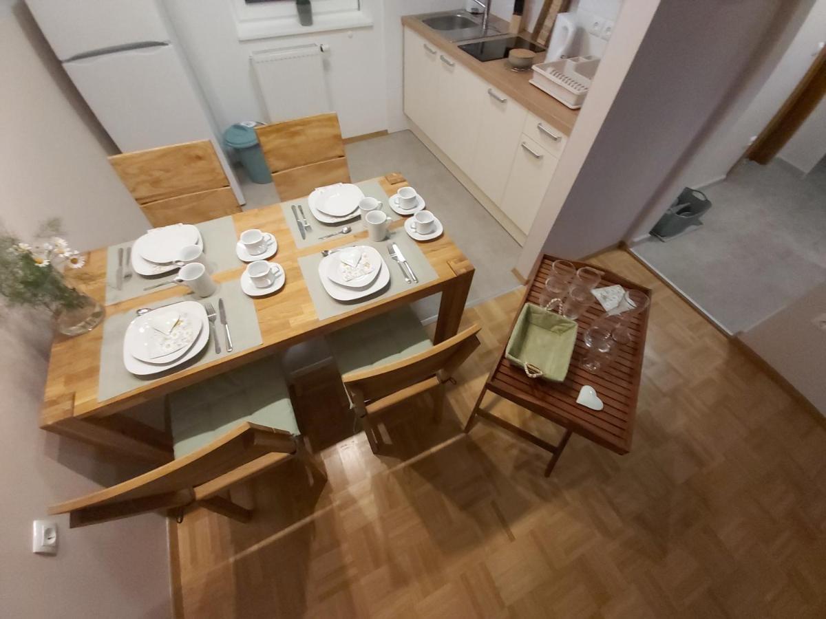 Apartma Arnez Μπλεντ Εξωτερικό φωτογραφία