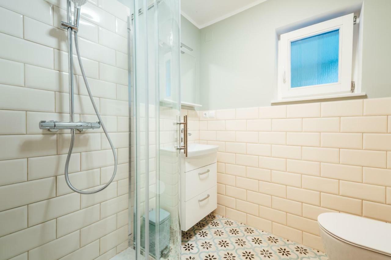 Apartma Arnez Μπλεντ Εξωτερικό φωτογραφία